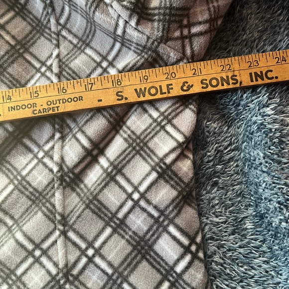 Reversible size XS rain jacket - Picture 13 of 16